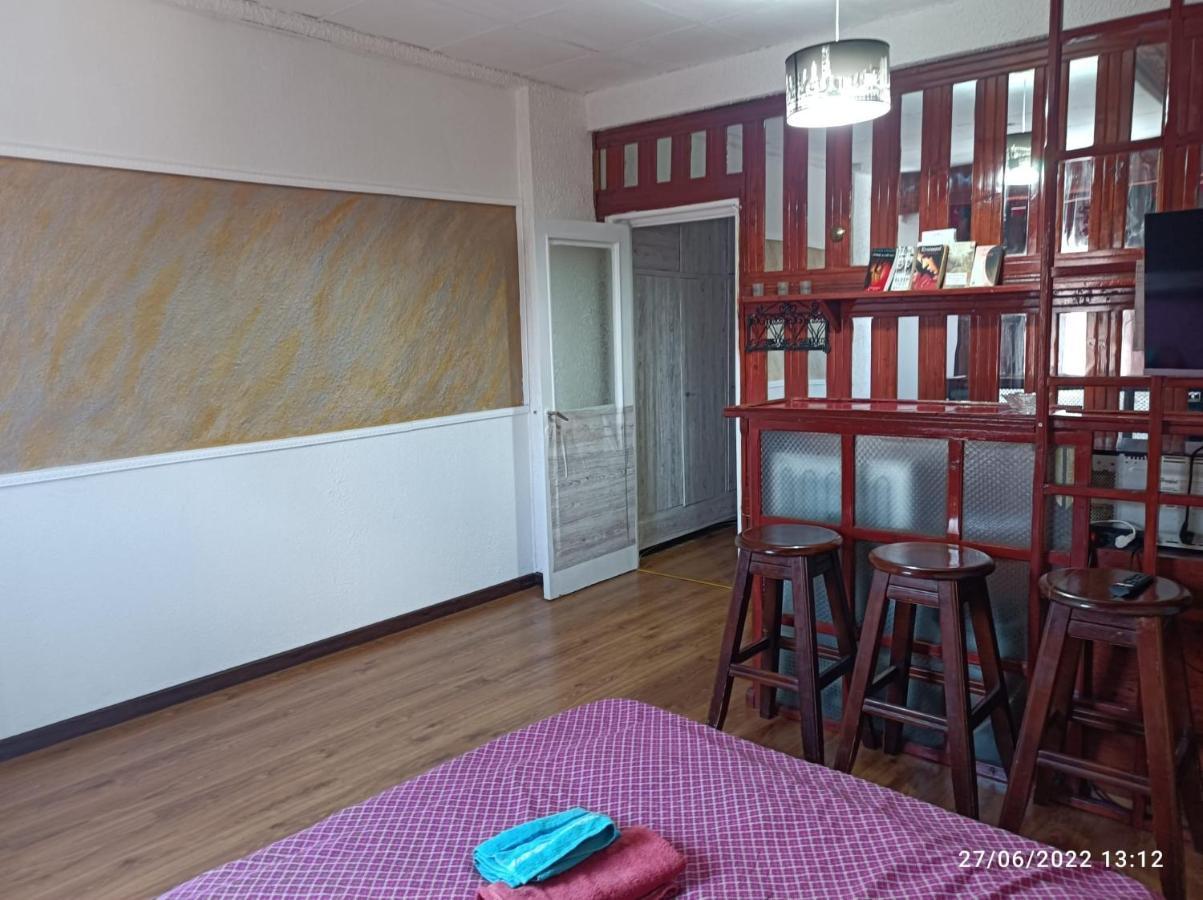 Sweet Central Apartment Bucharest Luaran gambar